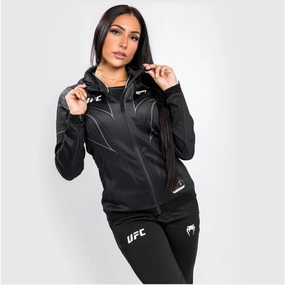 UFC Pants - Women's Black UFC Fight Night Venum Walk Out 2.0 Hoodie jacket S